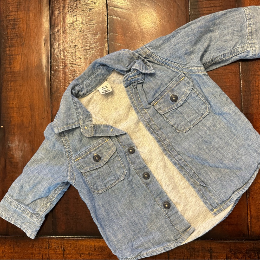 BabyGap 6-12mo chambray shirt